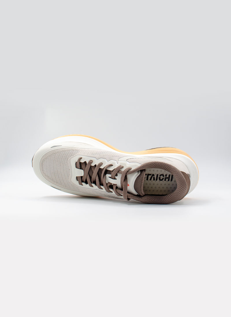 Женские беговые кроссовки PEAK (белый-коричневый) EXT53227H